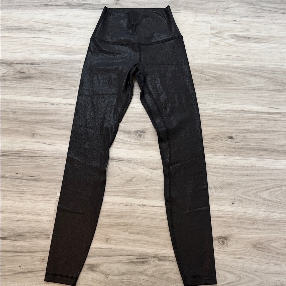 NWOT Lululemon Women's Black High-Waisted Sparkly Align Leggings size 2